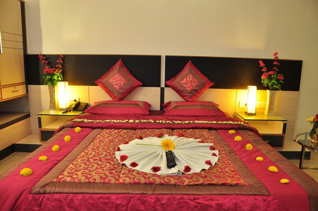 Hotel Sun Park Pondicherry Ruang foto