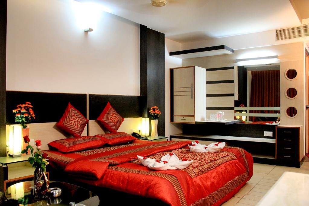 Hotel Sun Park Pondicherry Ruang foto