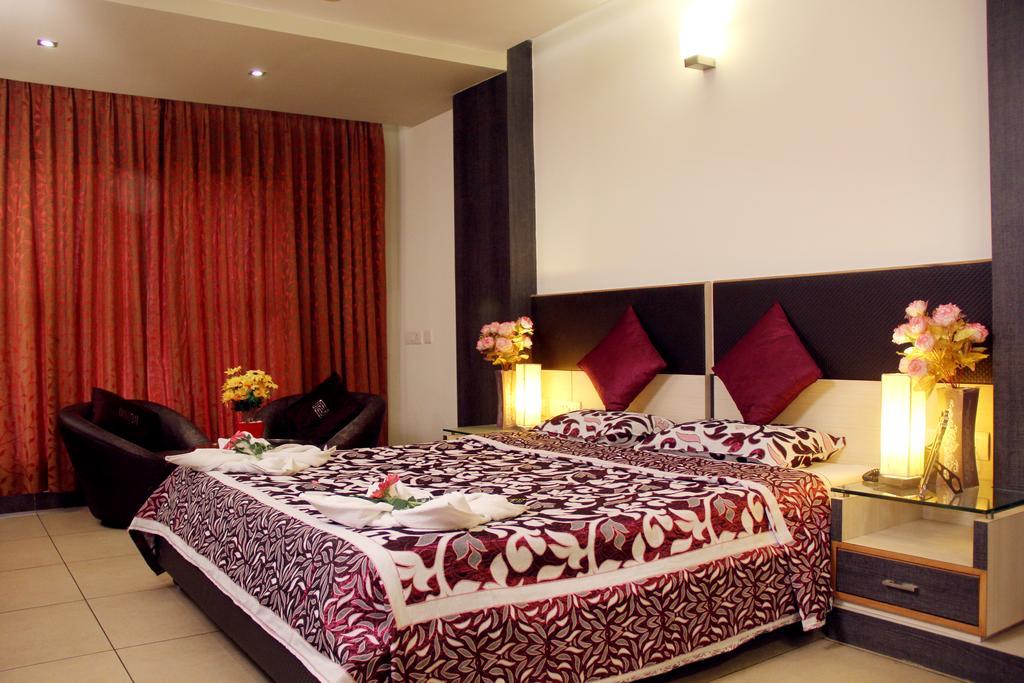 Hotel Sun Park Pondicherry Ruang foto