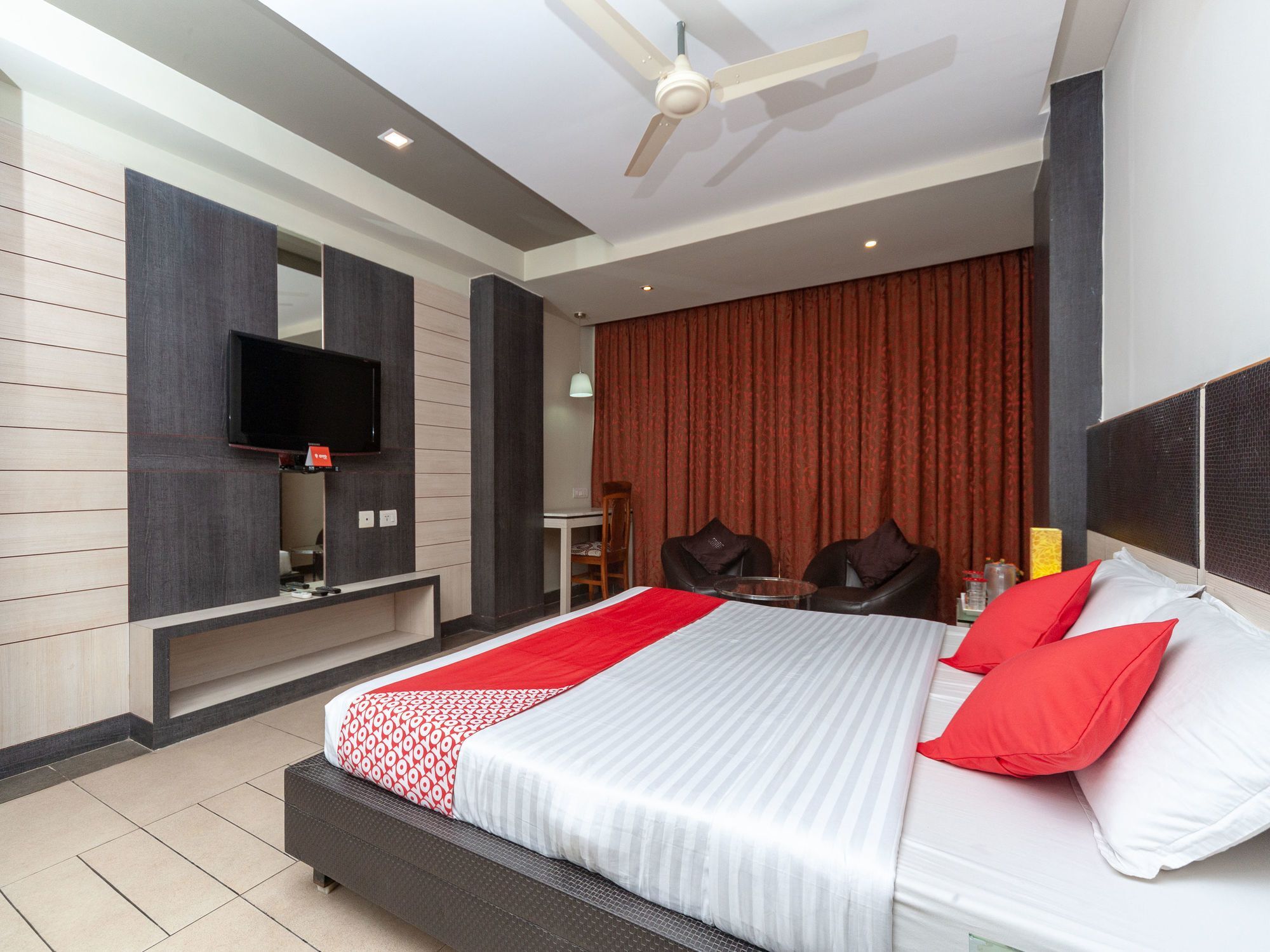 Hotel Sun Park Pondicherry Bagian luar foto