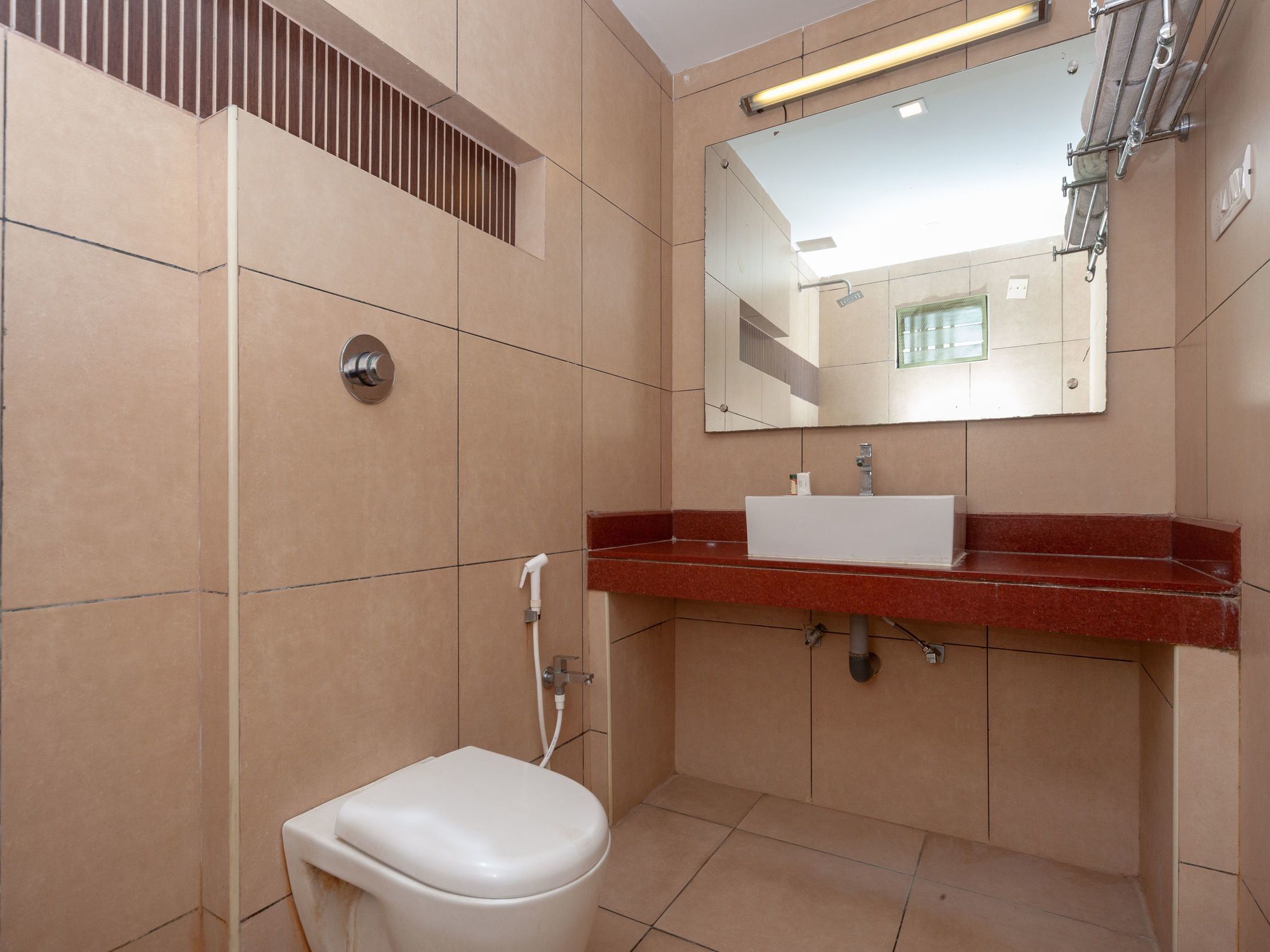 Hotel Sun Park Pondicherry Bagian luar foto