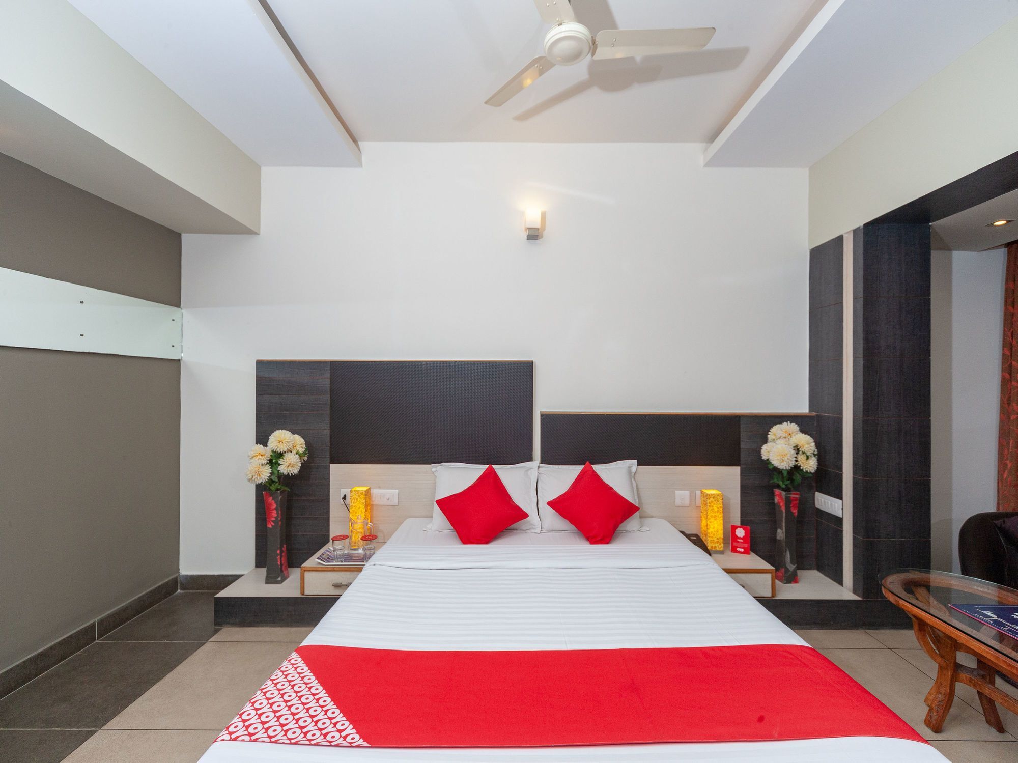 Hotel Sun Park Pondicherry Bagian luar foto