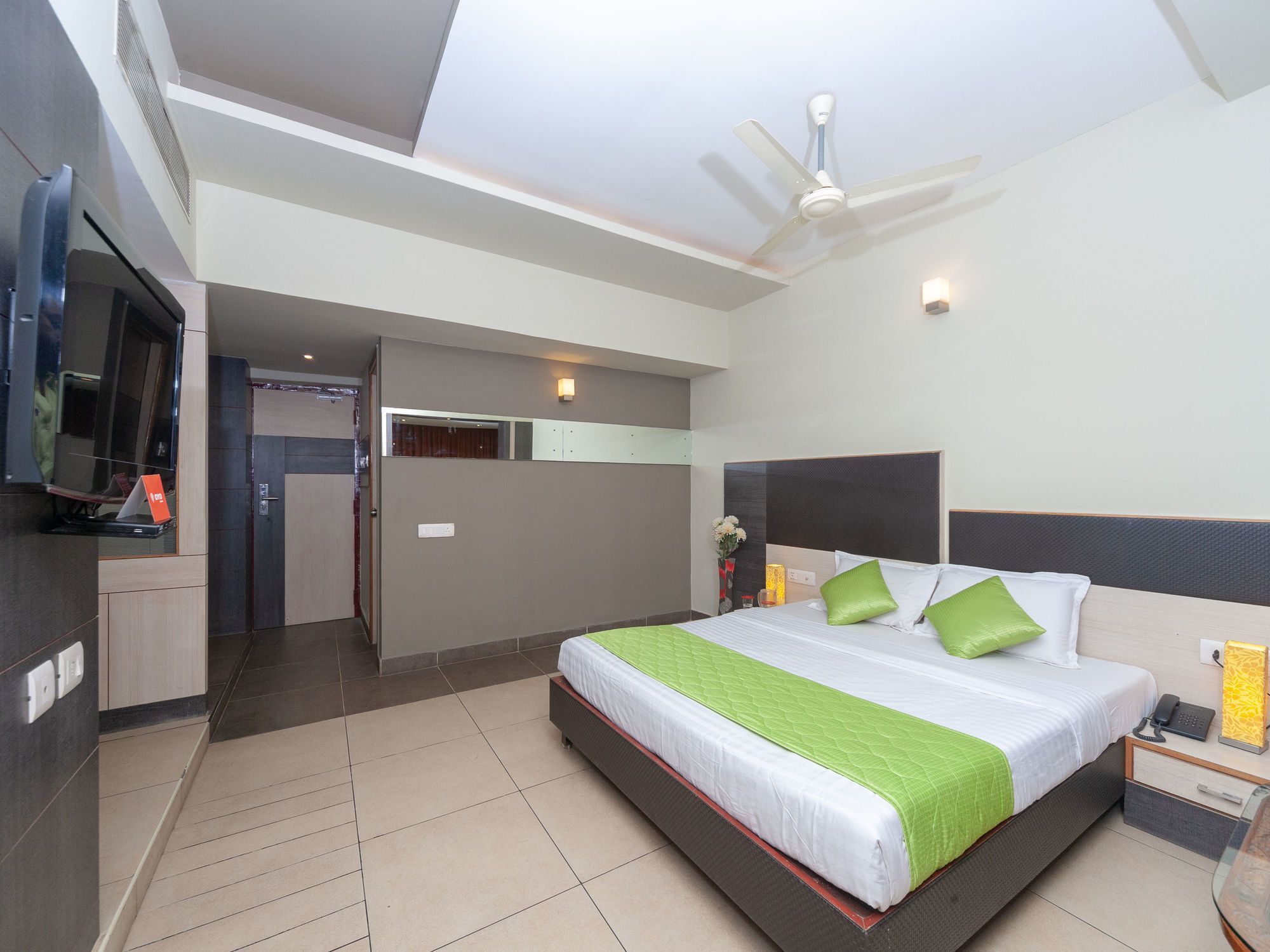 Hotel Sun Park Pondicherry Bagian luar foto